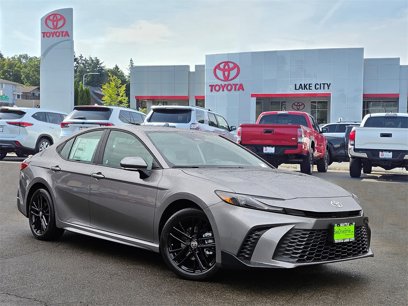 New 2025 Toyota Camry SE