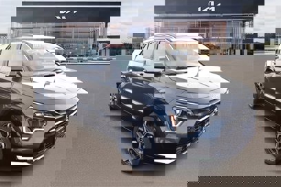 New 2025 Kia Niro EX Touring