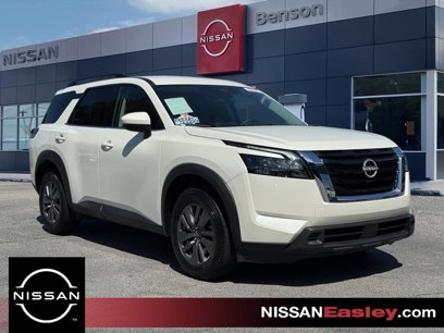 Certified 2024 Nissan Pathfinder SV