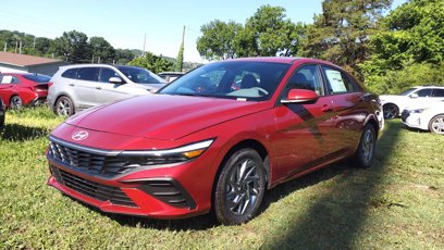 New 2025 Hyundai Elantra Blue