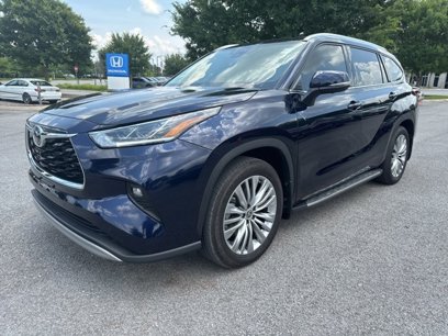 Used 2024 Toyota Highlander Platinum