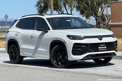 New 2025 Volkswagen Tiguan SE R-Line