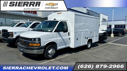 New 2025 Chevrolet Express 3500 w/ Power Convenience Package