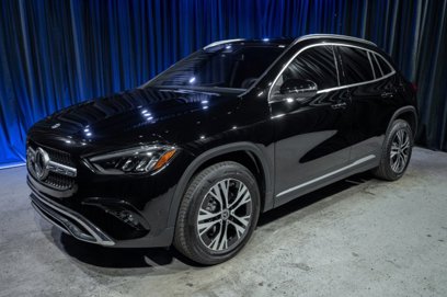New 2025 Mercedes-Benz GLA 250