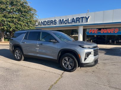 Certified 2025 Chevrolet Traverse LT