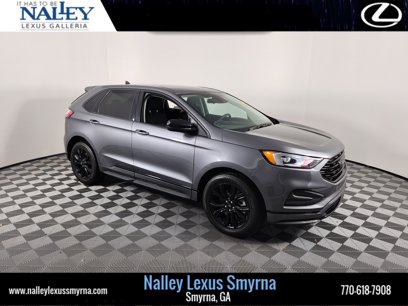 Used 2022 Ford Edge SE w/ Black Appearance Package