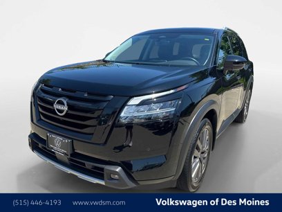 Used 2023 Nissan Pathfinder SL w/ SL Premium Package