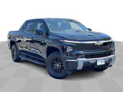 New 2025 Chevrolet Silverado EV LT