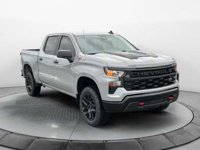 New 2025 Chevrolet Silverado 1500 Custom Trail Boss w/ LPO, Dark Essentials Package