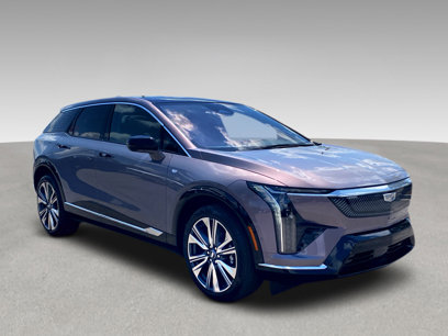 New 2025 Cadillac Optiq Luxury 2