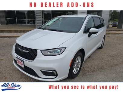 Used 2023 Chrysler Pacifica Touring-L