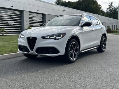 New 2025 Alfa Romeo Stelvio Sprint w/ Veloce Package
