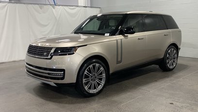 New 2025 Land Rover Range Rover Long Wheelbase SE
