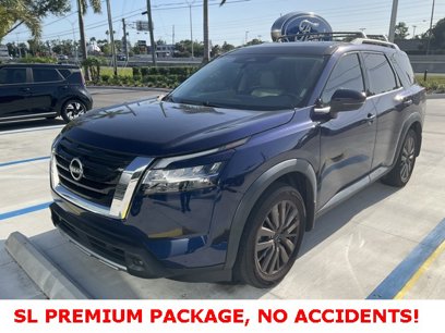 Used 2024 Nissan Pathfinder SL w/ SL Premium Package
