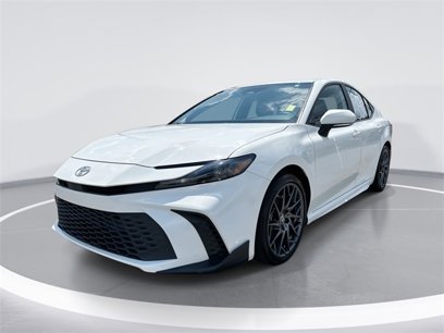 Used 2025 Toyota Camry SE w/ Convenience Package