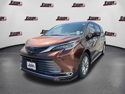 Used 2021 Toyota Sienna Limited