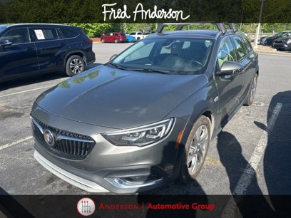 Used 2018 Buick Regal Essence w/ Driver Confidence Package #1