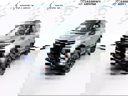 New 2025 Chevrolet Traverse Z71 w/ Driver Confidence Package