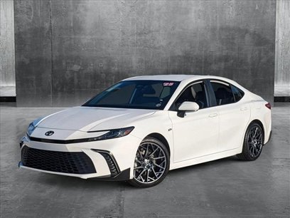 Used 2025 Toyota Camry SE
