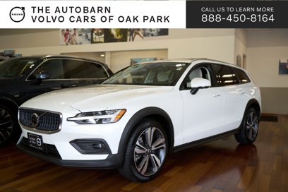 Used 2025 Volvo V60 B5 Cross Country Plus