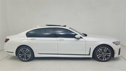 Used 2022 BMW 740i xDrive w/ Luxury Rear Seating Package