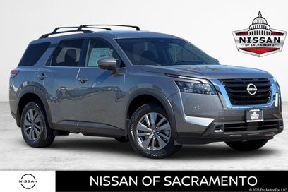New 2025 Nissan Pathfinder SV