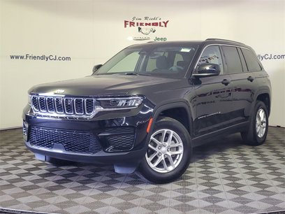Used 2023 Jeep Grand Cherokee Laredo w/ Luxury Tech Group I