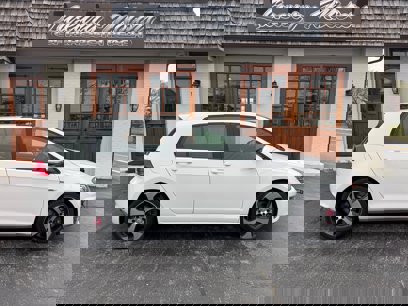 Used 2017 Volkswagen GTI SE