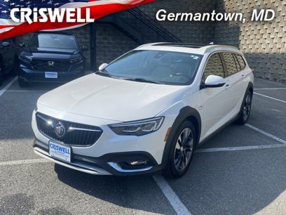 Used 2018 Buick Regal Essence w/ Driver Confidence Package #1