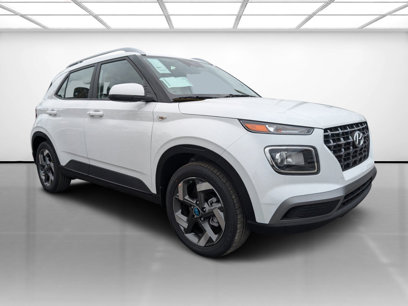 New 2025 Hyundai Venue SEL