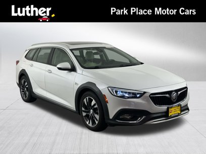 Used 2019 Buick Regal Essence w/ Driver Confidence Package I