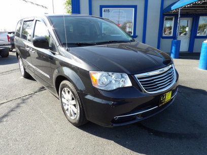 Used 2015 Chrysler Town & Country Touring w/ Driver Convenience Group