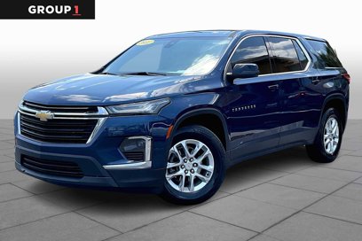 Used 2022 Chevrolet Traverse LS