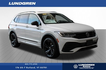 New 2024 Volkswagen Tiguan SE R-Line