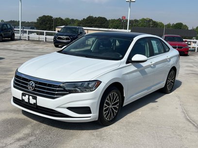 Used 2021 Volkswagen Jetta SE w/ SE Cold Weather Package