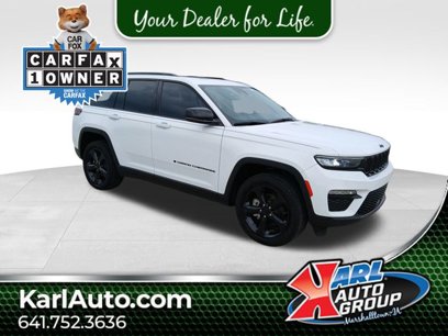 Used 2024 Jeep Grand Cherokee Limited w/ Black Appearance Package