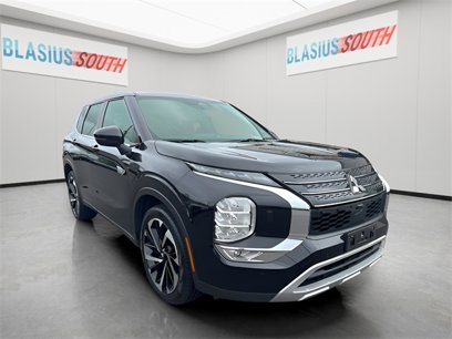 Used 2023 Mitsubishi Outlander SE