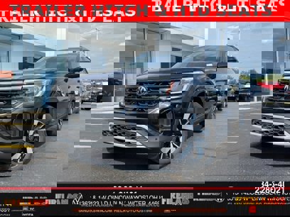 New 2024 Volkswagen Atlas Cross Sport SE
