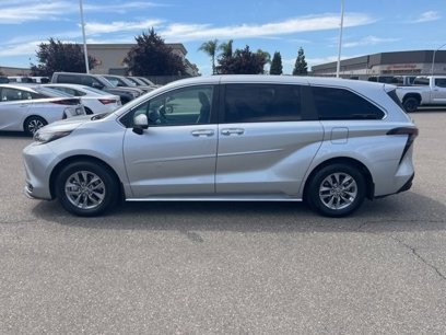 Used 2023 Toyota Sienna LE