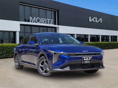 New 2025 Kia K4 LXS