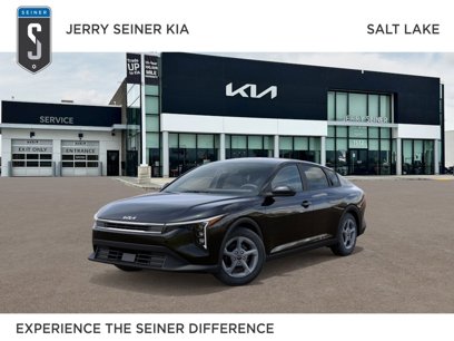 New 2025 Kia K4 LXS