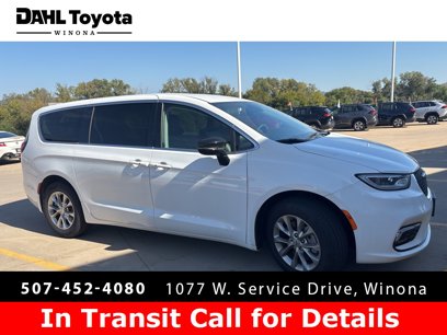 Used 2024 Chrysler Pacifica Touring-L