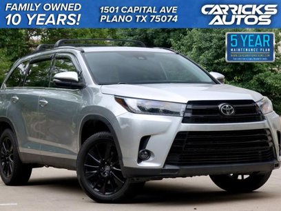 Used 2019 Toyota Highlander SE