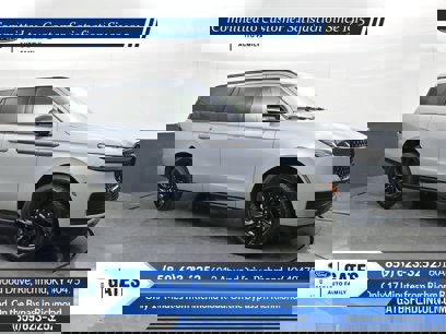 New 2025 Lincoln Navigator Reserve w/ Jet Appearance Package