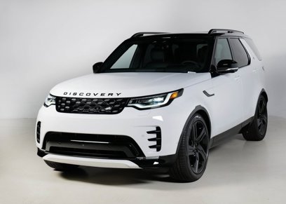 Used 2025 Land Rover Discovery Dynamic SE