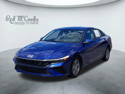Used 2025 Hyundai Elantra SE