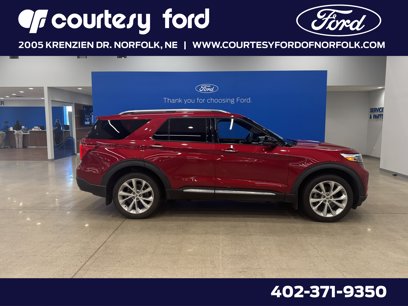 Certified 2022 Ford Explorer Platinum w/ Equipment Group 601A