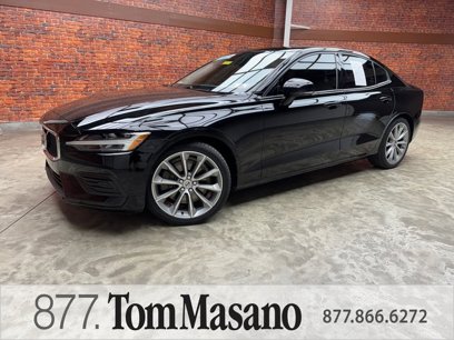 Used 2020 Volvo S60 T6 Momentum w/ Protection Package Premier