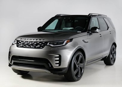 Certified 2024 Land Rover Discovery Dynamic SE