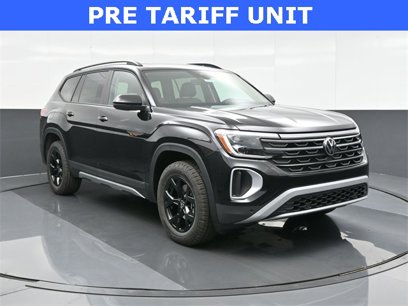 New 2025 Volkswagen Atlas Peak Edition SE